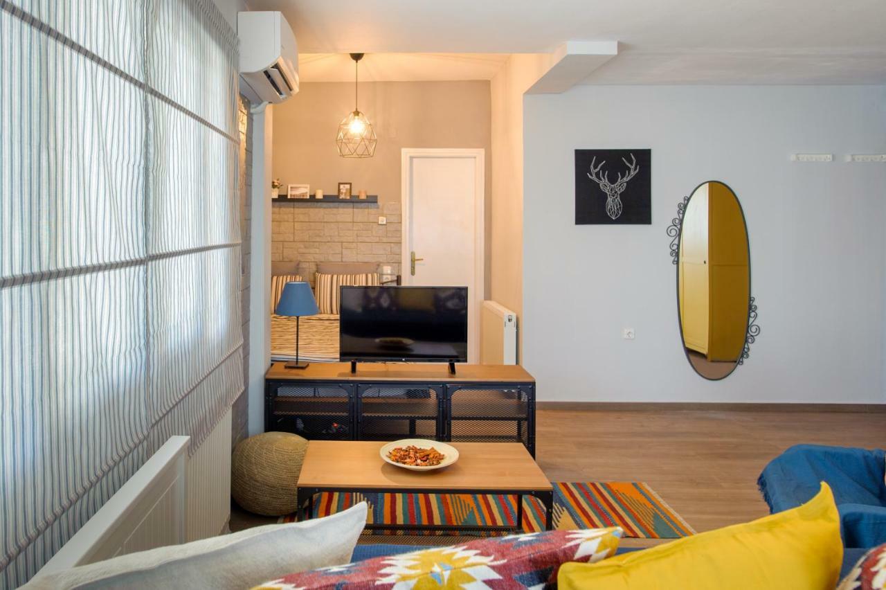 La Casa - Traditionally Elegant Apt 38M2 W Prk Grd Ioannina Buitenkant foto